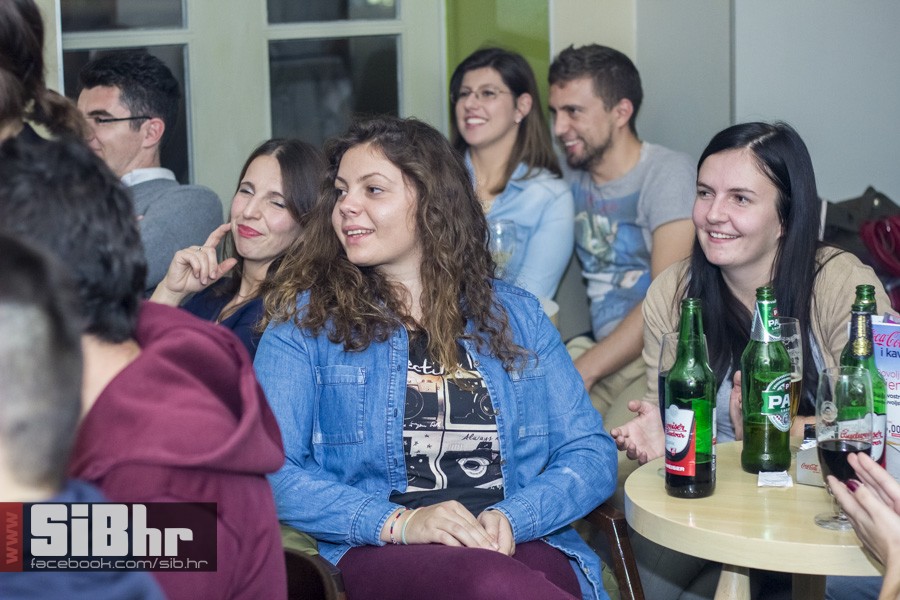 stand_up_2015_SiBhr_50