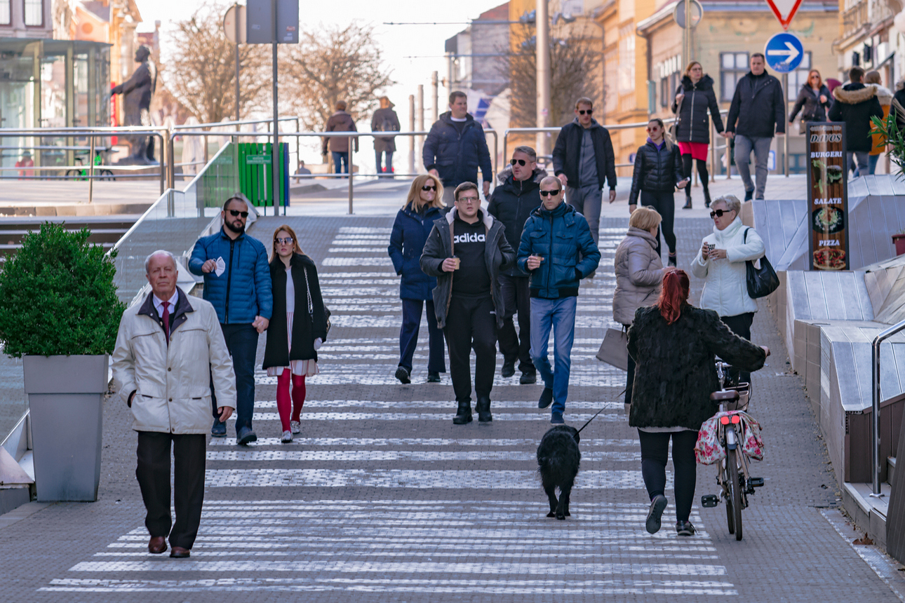 Legice i lege u nedjeljnoj šetnji