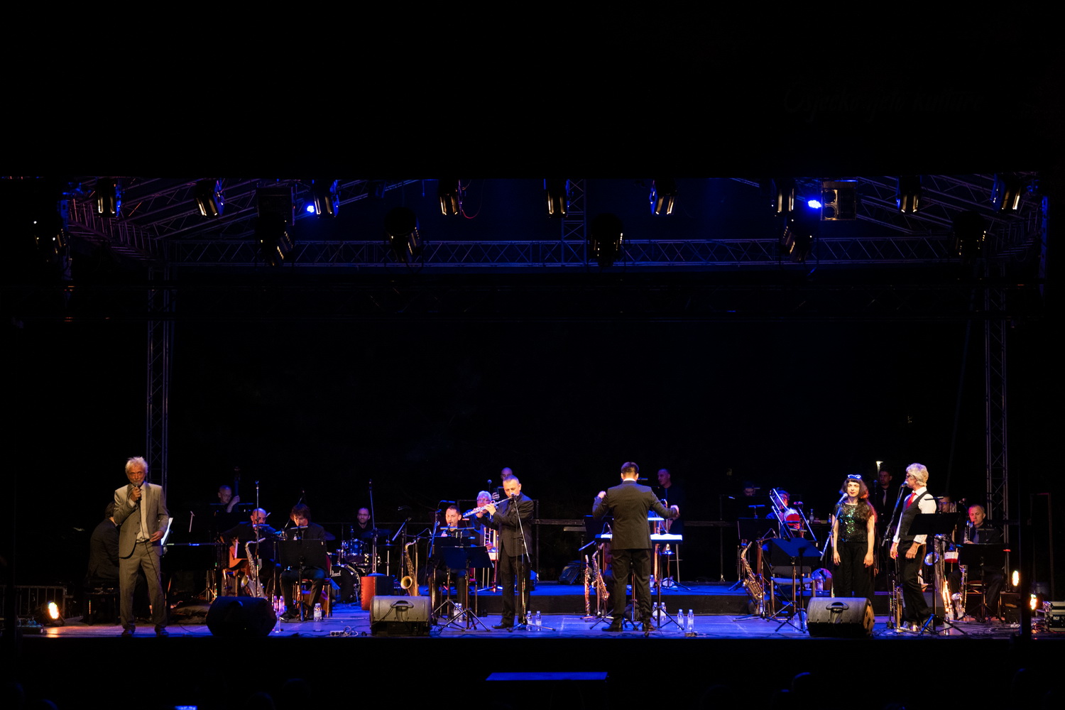 Koncert Darka Rundeka i Jazz orkestra HRT-a na Osječkom ljetu kulture