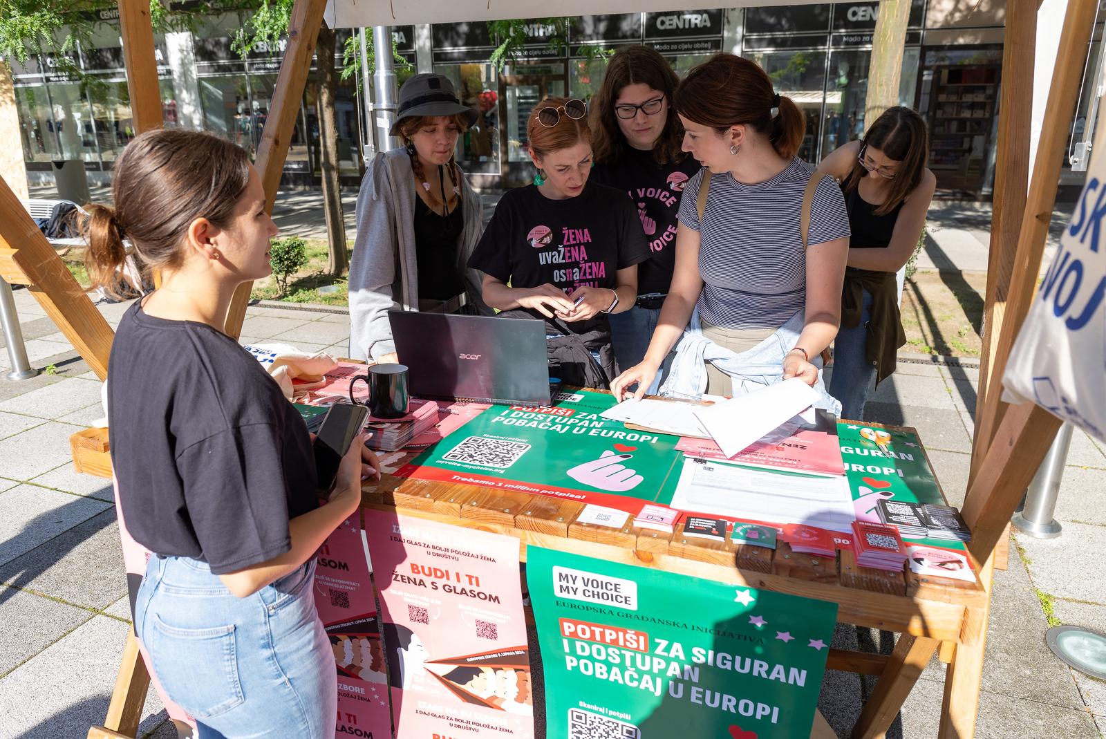 “Žena s glasom” Osijek “Žena s glasom” Osijek