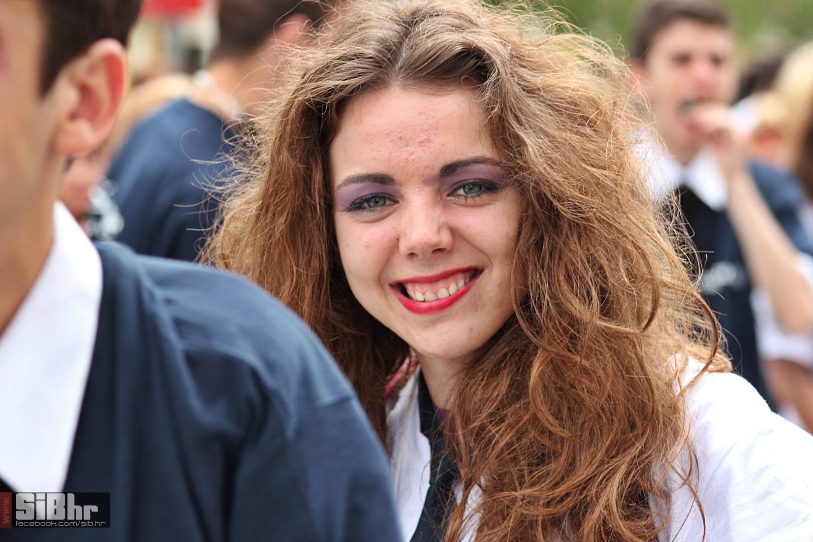 maturanti_djakovo_mm_2013_07