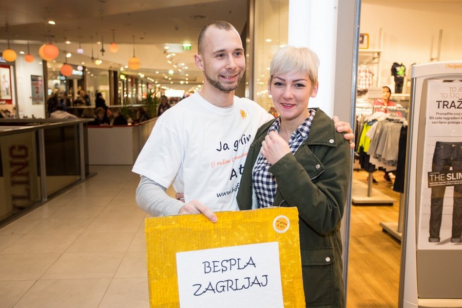 zagrljaji_2016_sibhr_02
