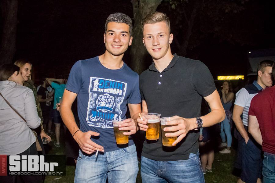 studentska_rostiljada_85
