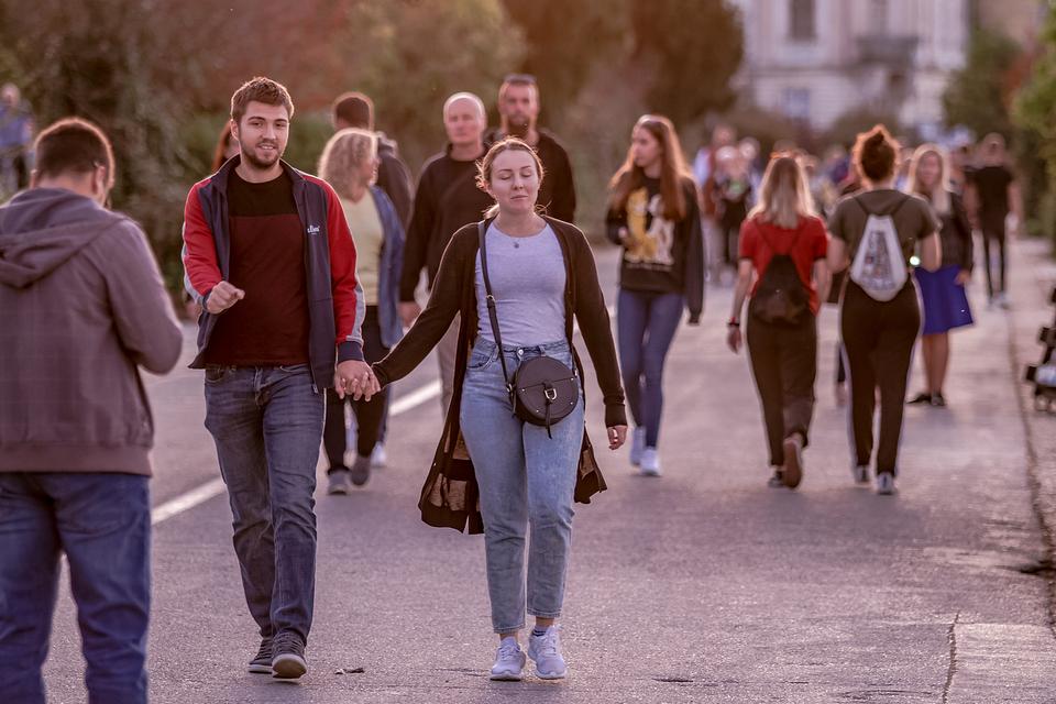 Legice i lege u nedjeljnoj šetnji Legice i lege u nedjeljnoj šetnji