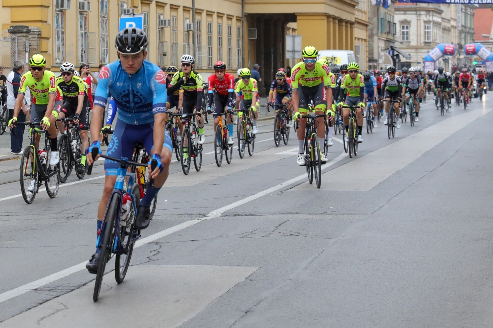 Utrka CRO Race startala iz Osijeka