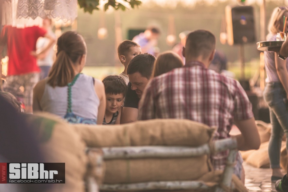 sofa0807_2016_sibhr_52
