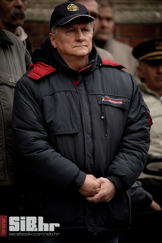 oslobodeni_generali_16112012_mb