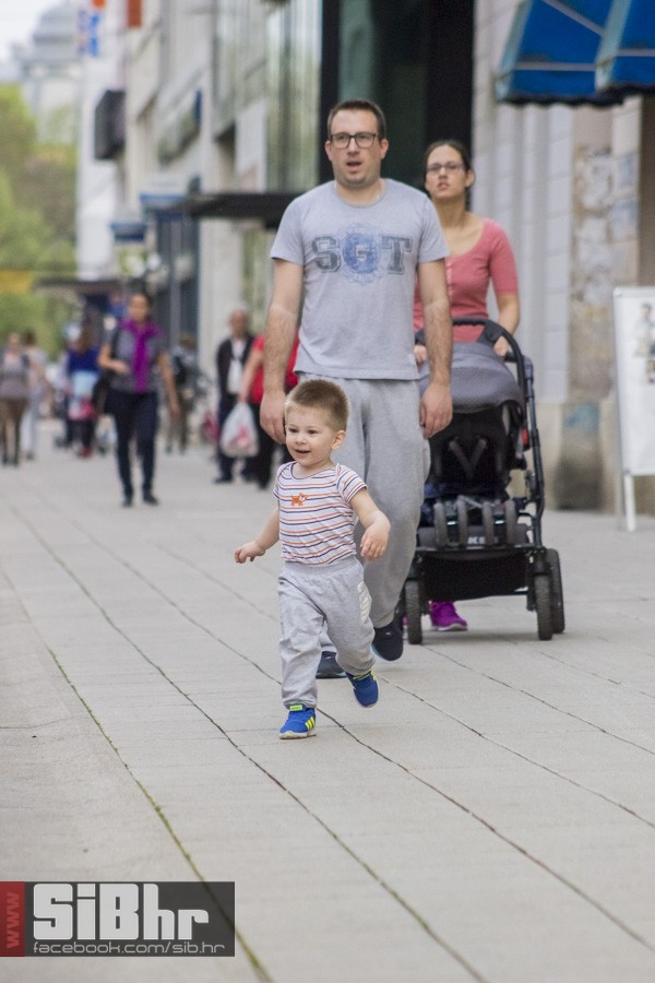 osjecani_u_setnji_gradom_24 osjecani_u_setnji_gradom_24