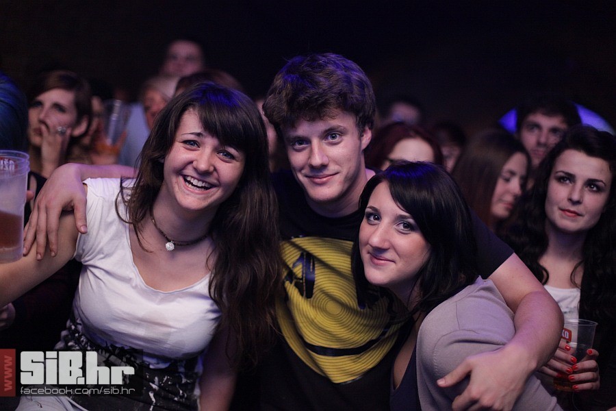 maybeshewill_teatar_27092012_si
