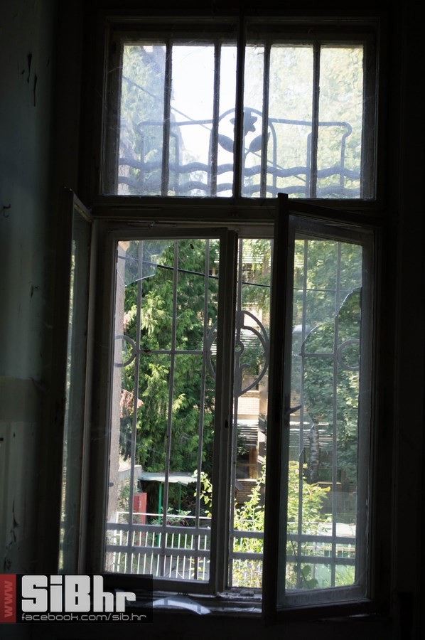 vila_batory_SiBhr_20