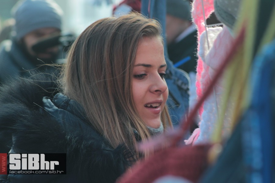 adventski_sajam_trg_ante_starce