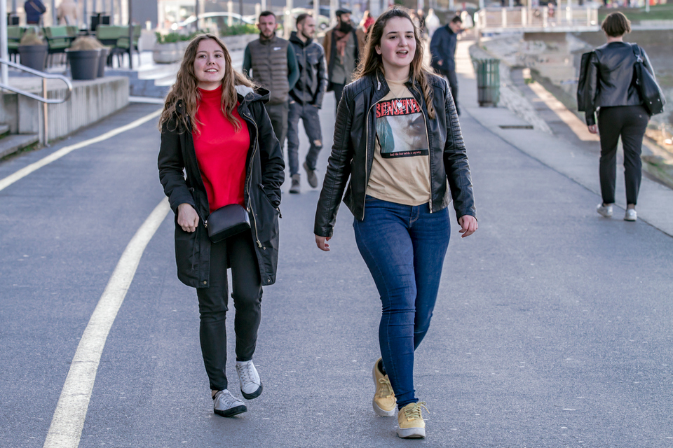 Osječane korona još nije uplašila – promenada puna šetača