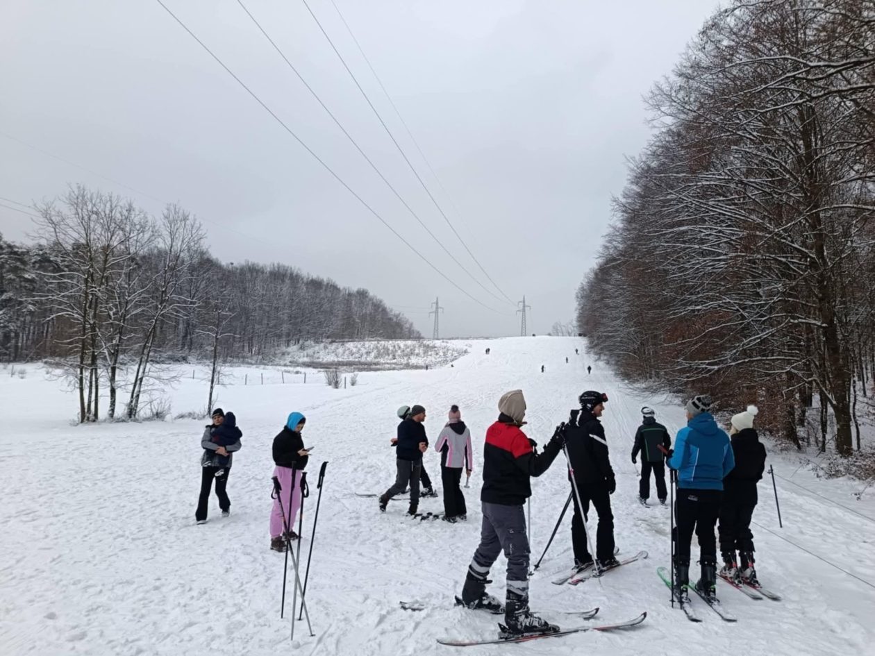 8c1896fc-48ec-455b-843e-678173d2a51b