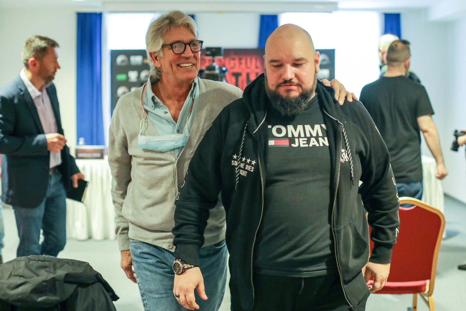 Konferencija za novinare povodom snimanja filma Wrongful Death u Belom Manastiru Konferencija za novinare povodom snimanja filma Wrongful Death u Belom Manastiru