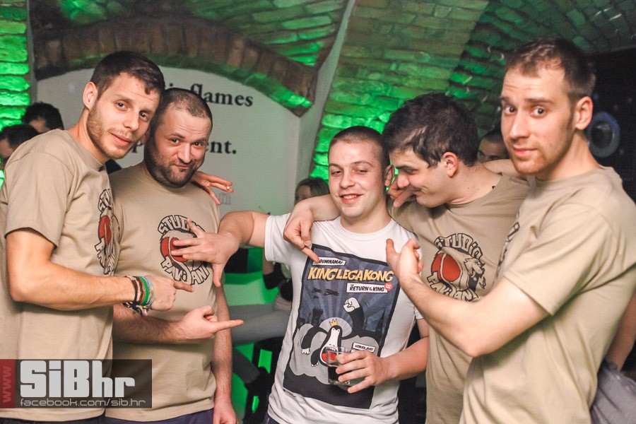 exit-viptaxi_SiBhr_1 exit-viptaxi_SiBhr_1