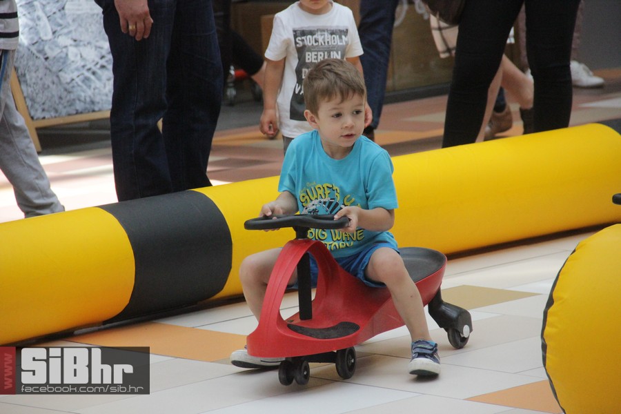 autici_avenue_mall_osijek_14