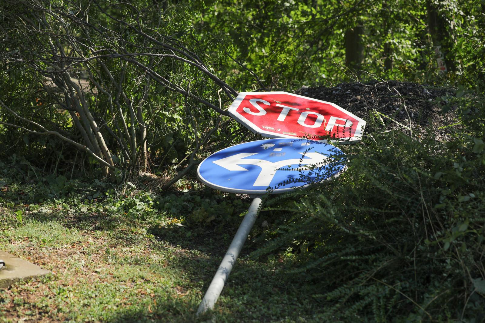 Zatvorena D55 između Vinkovaca i Gradišta Zatvorena D55 između Vinkovaca i Gradišta