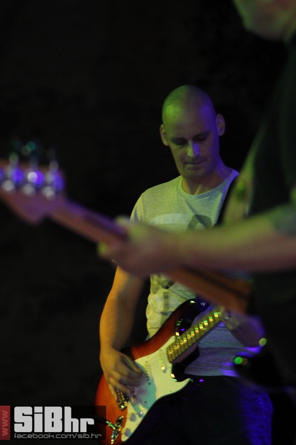 ufo_brkovi_zoran_27 ufo_brkovi_zoran_27