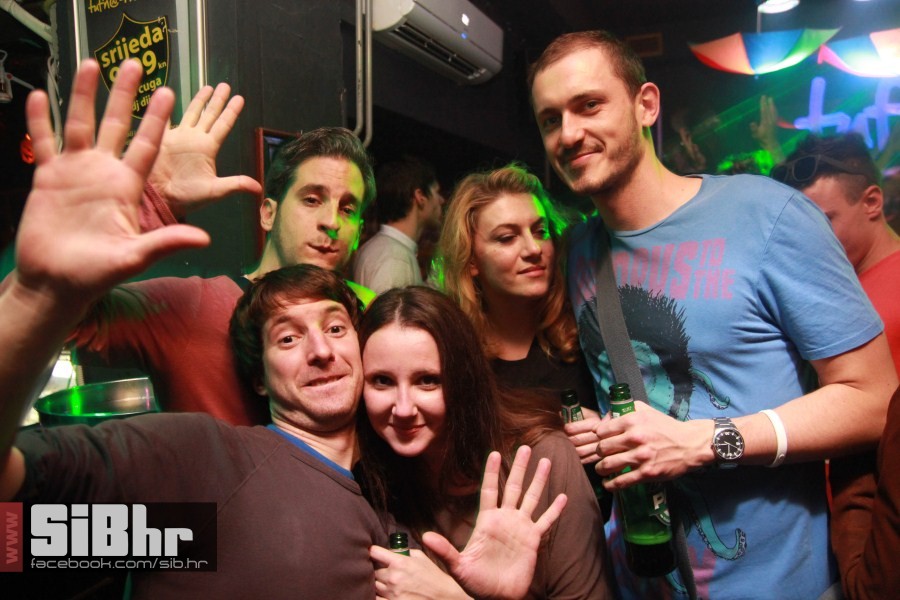 tufna0211_83 tufna0211_83