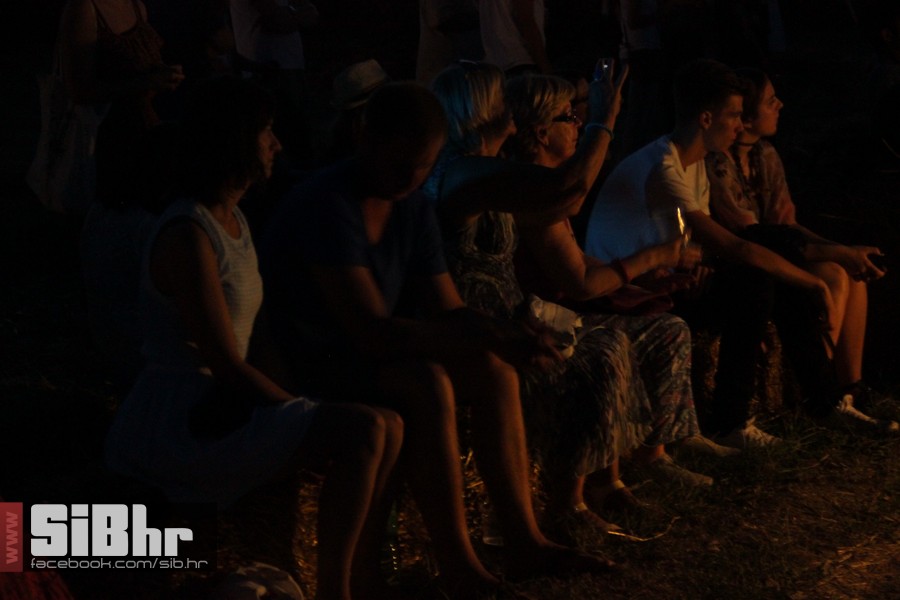 slama2015_subota_SiBhr61