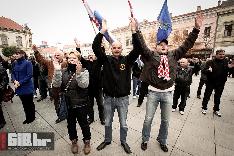 oslobodeni_generali_16112012_mb