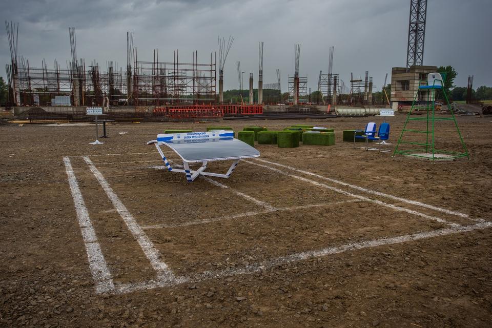 Kiša pokvarila nogometno-tenski spektakl na novom osječkom stadionu