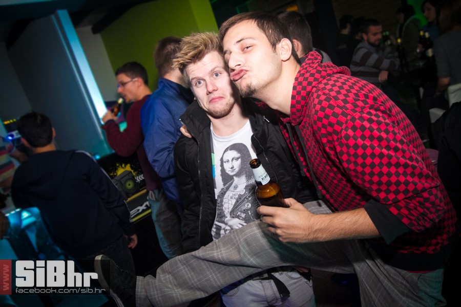exit_05102013_SiBhr_2