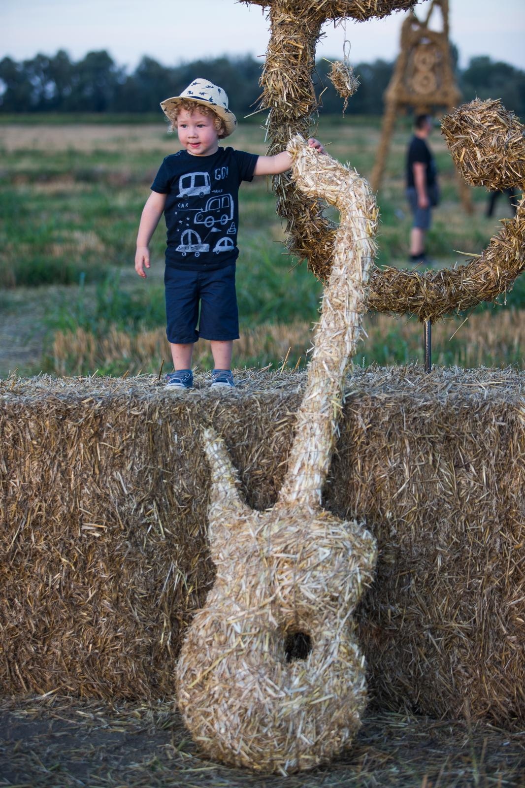 14. Slama Land Art festival 14. Slama Land Art festival