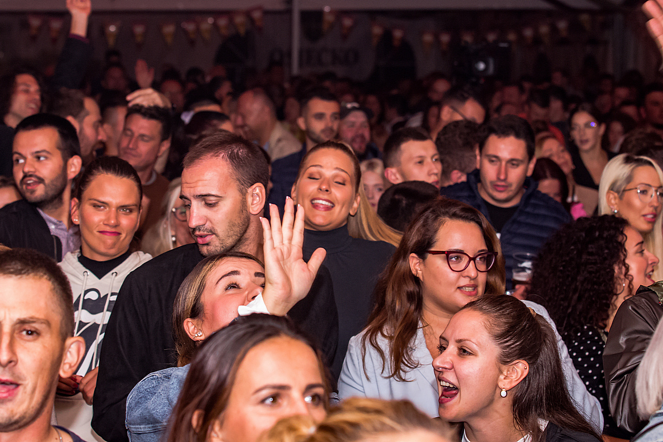 Dani prvog hrvatskog piva 2021: Crvena jabuka Dani prvog hrvatskog piva 2021: Crvena jabuka