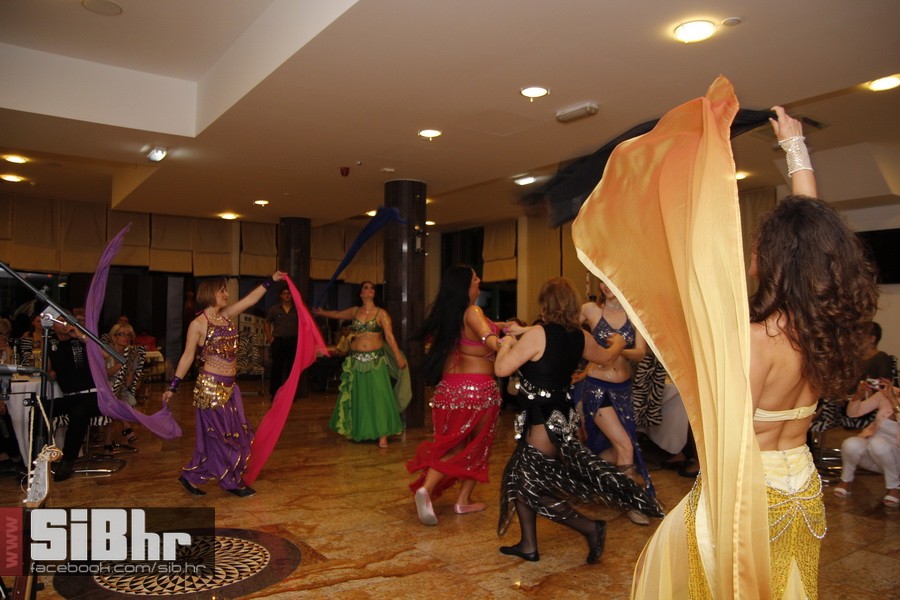 orijentalna_vecera_osijek_SiBhr orijentalna_vecera_osijek_SiBhr