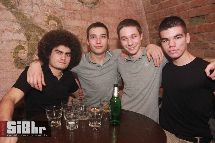 nocni_zivot_harem04012013_SiBhr