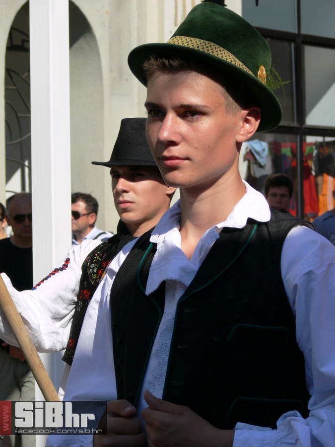 49djakovacki_vezovi_32