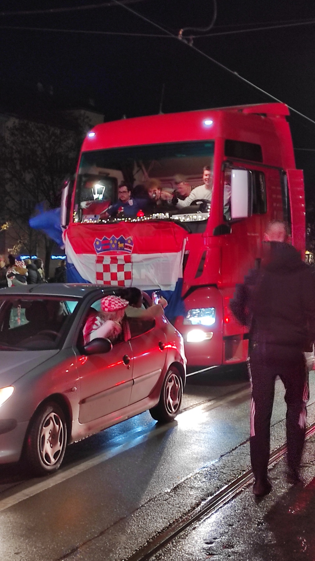 Slavlje nakon pobjede Hrvatske