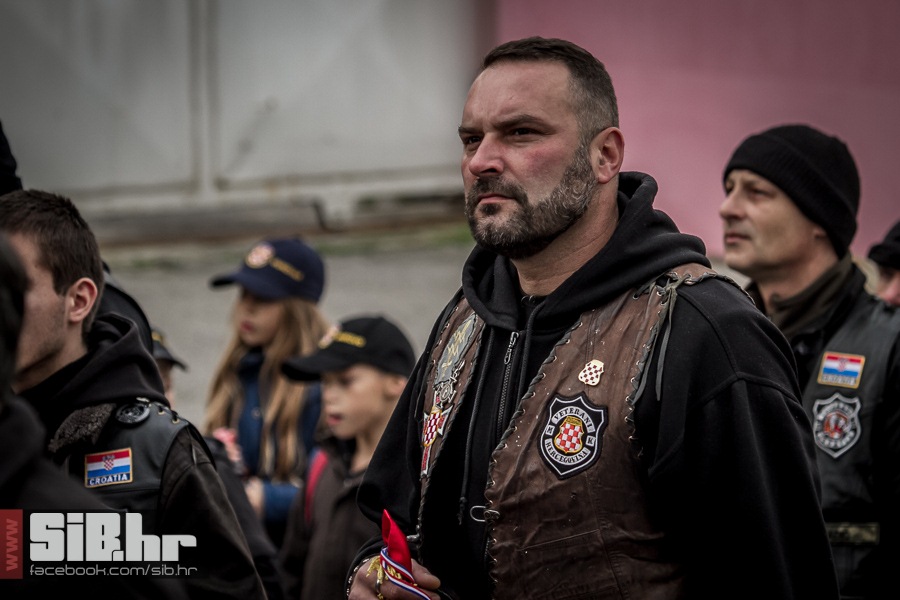 kolona_sjecanja_vukovar_1811201