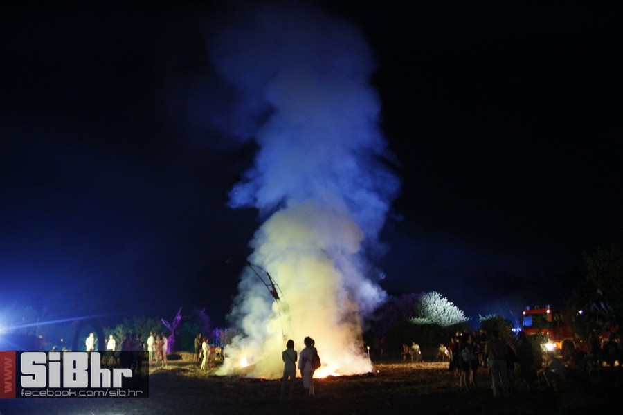 slama_dan_drugi_SiBhr_124 slama_dan_drugi_SiBhr_124