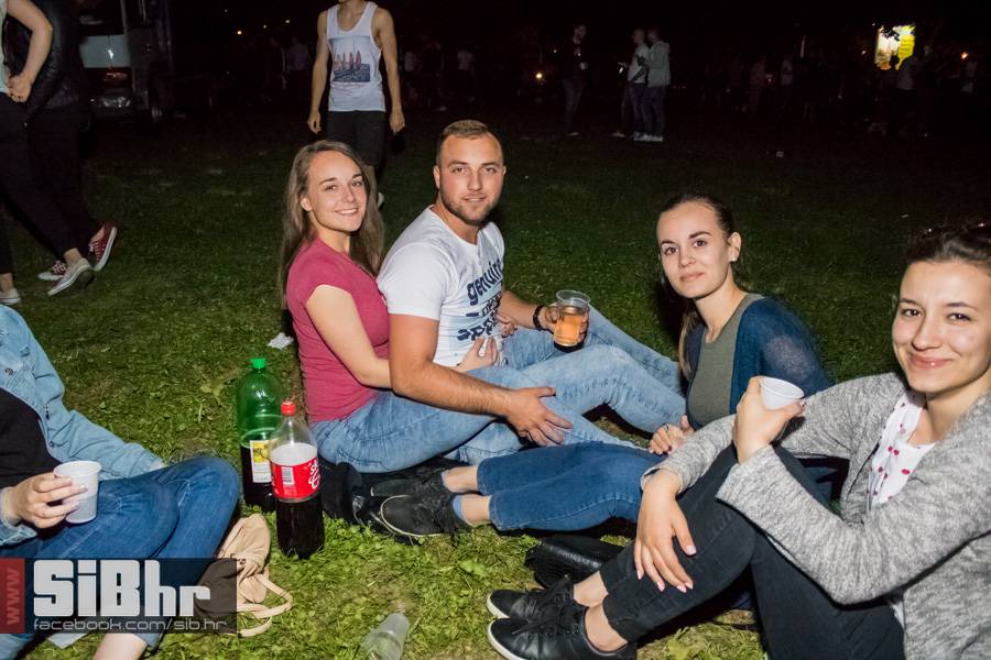 studentska_rostiljada_83