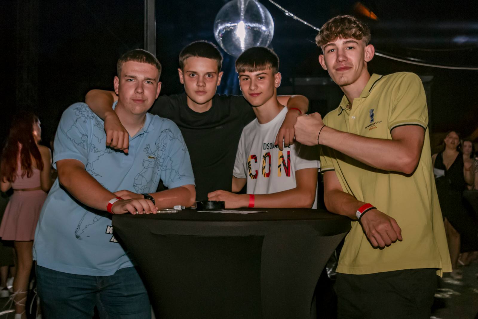 Trap zvijezda Relja održao koncert u osječkoj Tvrđi