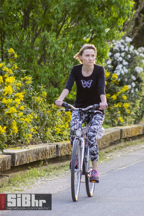 osjecani_u_setnji_gradom_98 osjecani_u_setnji_gradom_98