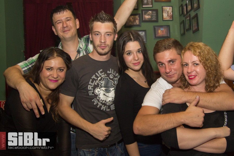 fort_pub_7