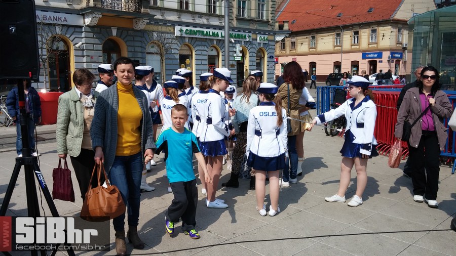 nkosijek_trg_2014_14