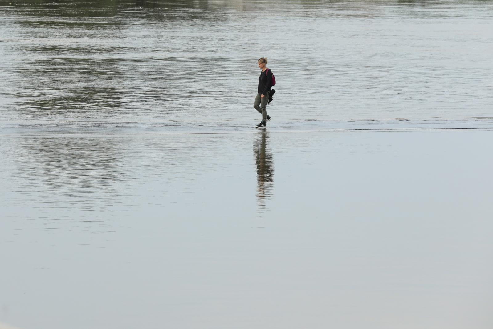 Visoki vodostaj Drave, 22.5.2023. Visoki vodostaj Drave, 22.5.2023.