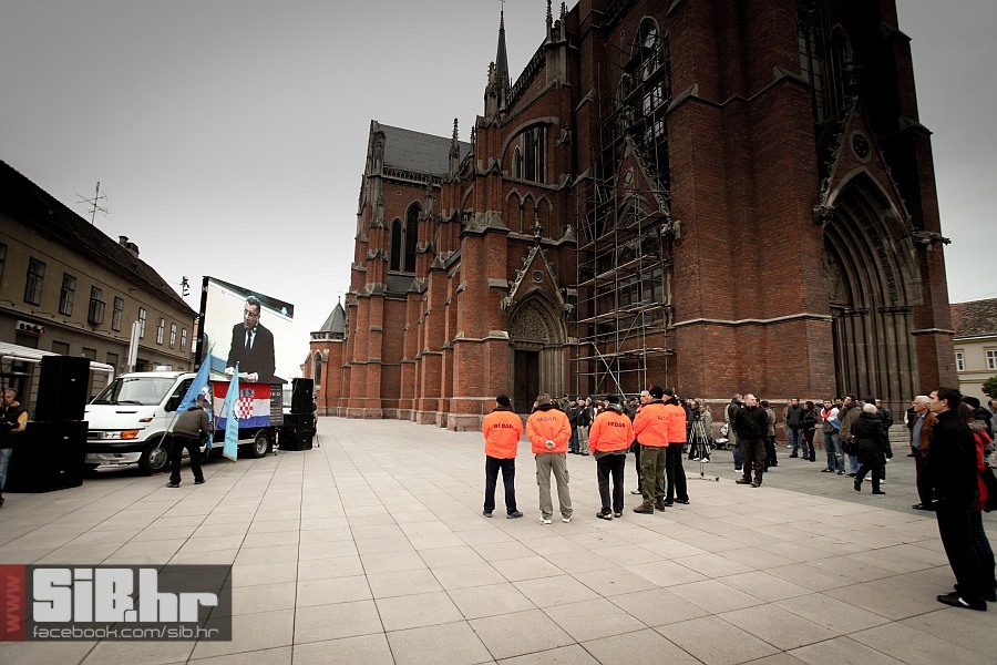 oslobodeni_generali_16112012_mb