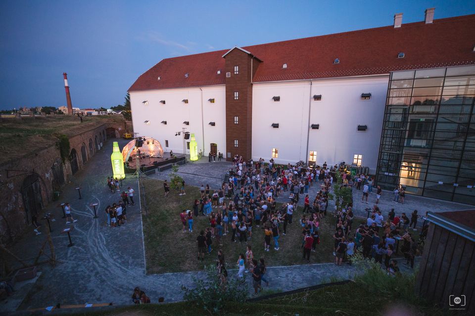 Krankšvesteri, Vojko V i Z++ otvorili koncertno ljeto u Osijeku