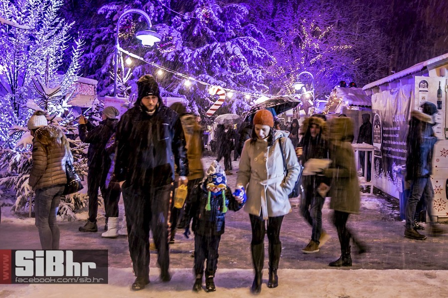 Setnja_snijeg_Advent_SiB_hr-020