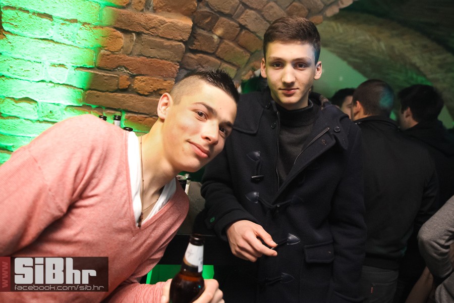 exit-viptaxi_SiBhr_6 exit-viptaxi_SiBhr_6