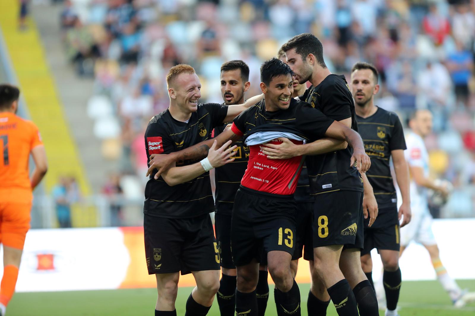 HNK Rijeka – NK Osijek HNK Rijeka – NK Osijek