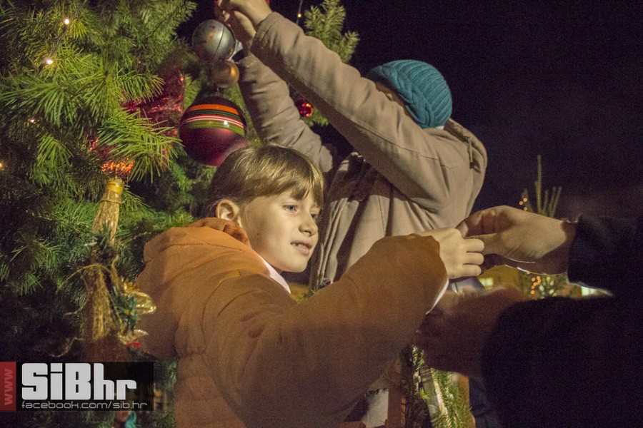 advent_u_tvrdji_dan_grada_osije