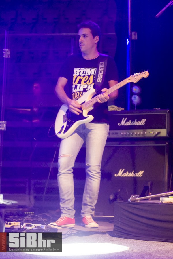 bum_tres_lipa_ples_3