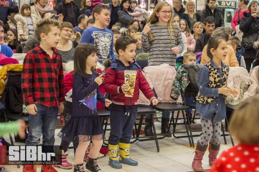 bozicna_predstava_mall_12