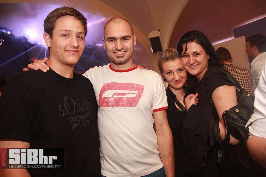 gold bar_osijek_nightlife_sibhr